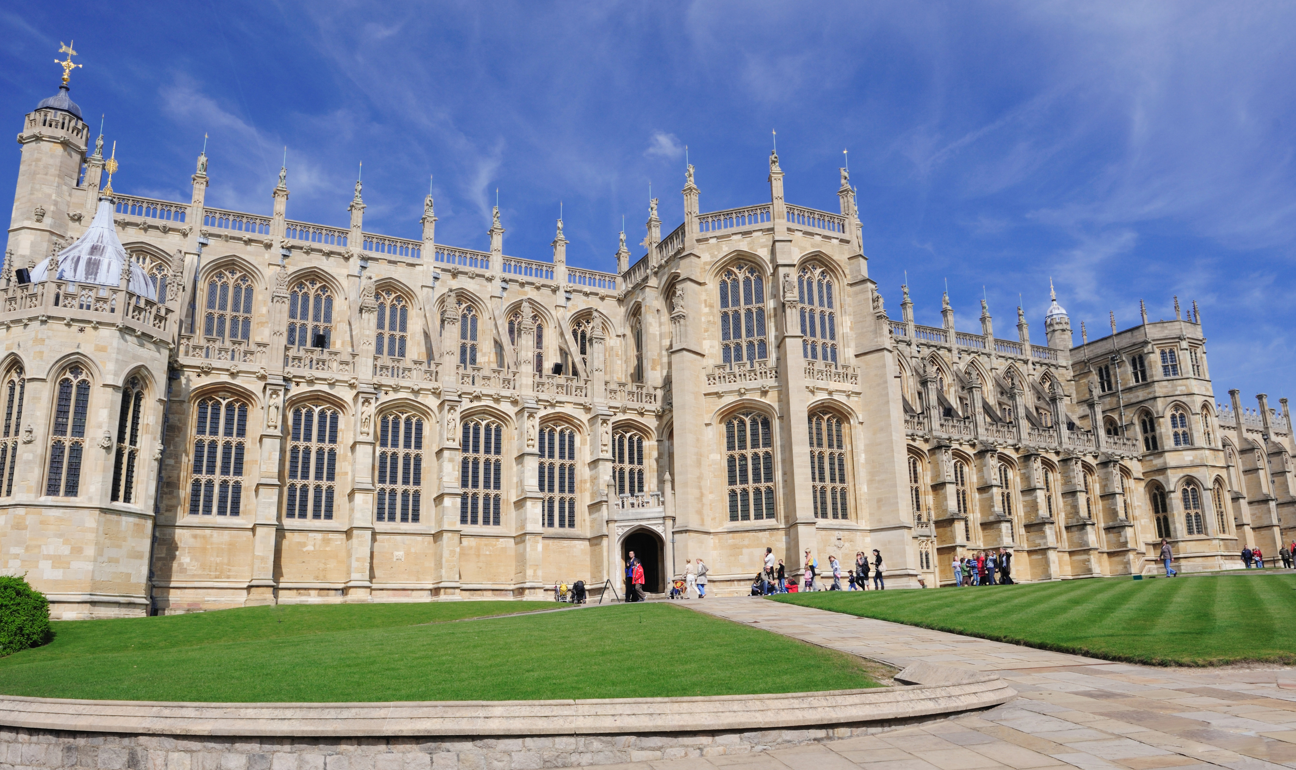 Luxury Windsor, Bath & Stonehenge Tour from London